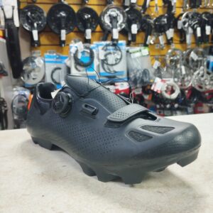 Велообувь MTB FLR F70, 1липуч.+BOA, чёрные, р-р43